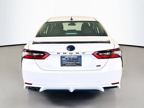 Used 2023 Toyota Camry SE FWD image 6