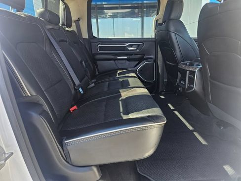 Used 2020 RAM 1500 Laramie AWD/4WD image 11