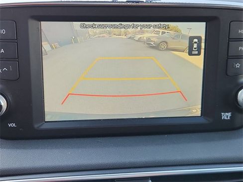 Used 2019 Hyundai Santa Fe Limited image 17