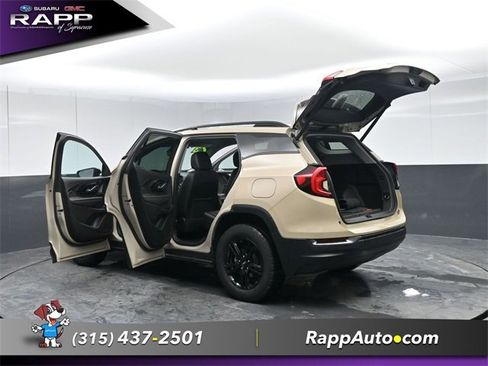 Used 2023 GMC Terrain AT4 image 28