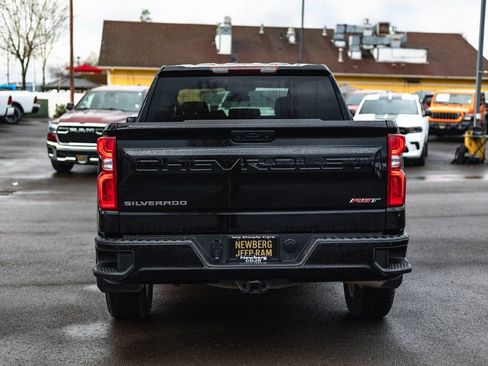 Used 2024 Chevrolet Silverado 1500 RST AWD/4WD image 15