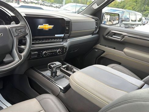 Used 2023 Chevrolet Silverado 1500 ZR2 w/ ZR2 Bison Edition AWD/4WD image 26