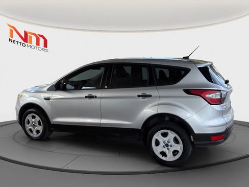 Used 2017 Ford Escape S image 2
