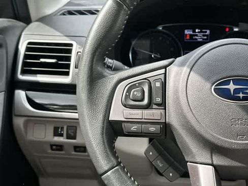 Used 2018 Subaru Forester 2.5i Limited AWD/4WD image 9