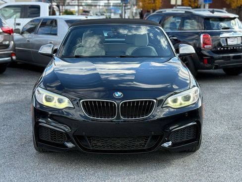 Used 2015 BMW M235i Convertible image 10