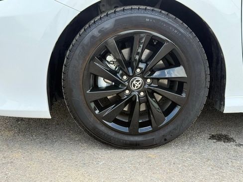 Used 2023 Toyota Camry LE FWD image 33