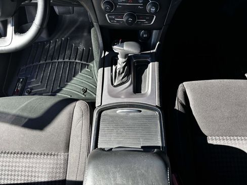 Used 2020 Dodge Charger SXT w/ Blacktop Package image 21