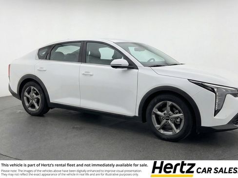 Used 2025 Kia K4 FWD image 1