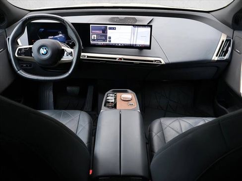 Certified 2024 BMW iX xDrive50 w/ Premium Package AWD/4WD image 22