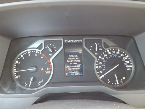 Certified 2022 Toyota Tundra SR5 w/ SR5 Convenience Package AWD/4WD image 22