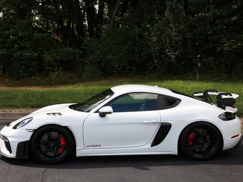 Used 2023 Porsche 718 Cayman GT4 RS image 11