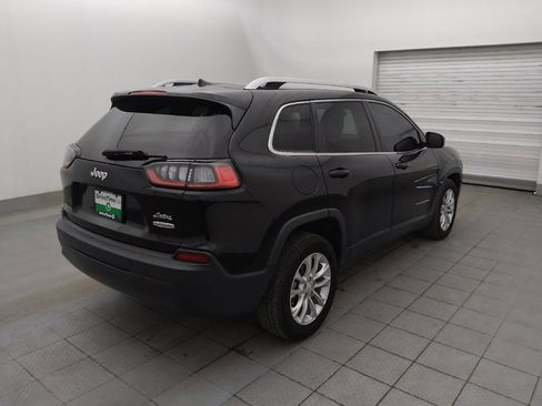 Used 2019 Jeep Cherokee Latitude w/ Cold Weather Group FWD image 9