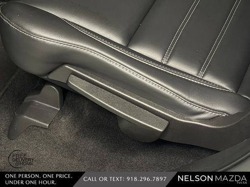 Used 2019 Ford Escape SEL image 35