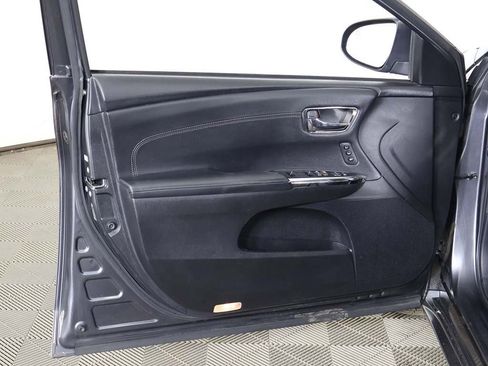 Used 2013 Toyota Avalon XLE Touring image 22