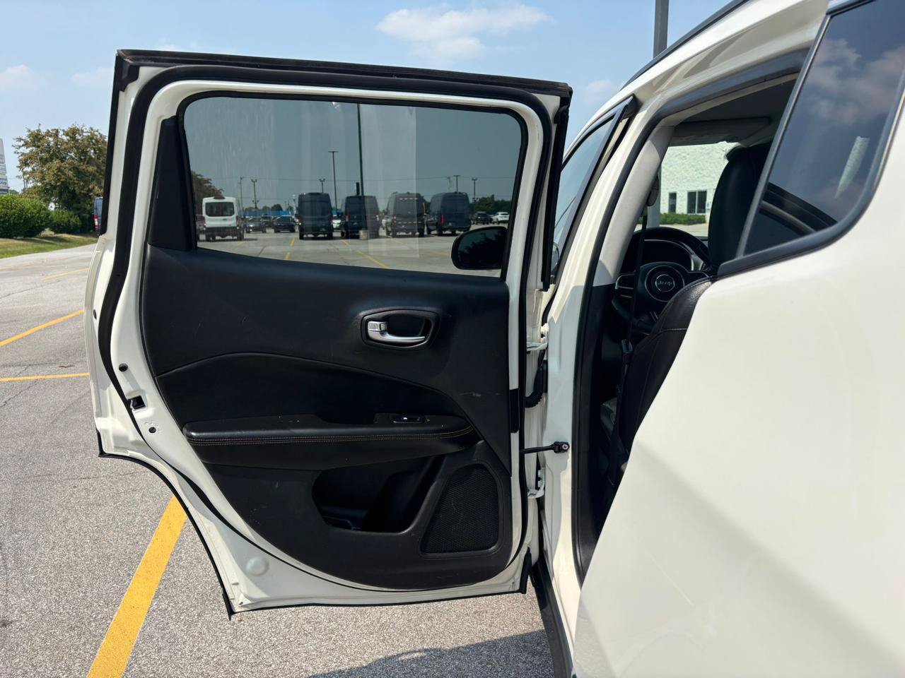 Used 2021 Jeep Compass Limited FWD image 12