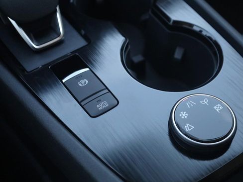 New 2026 Nissan Rogue SV AWD/4WD image 18
