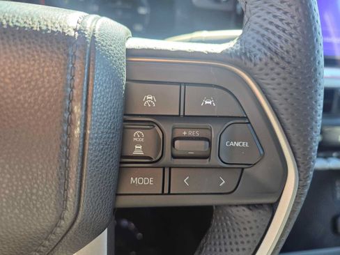 Used 2024 Toyota Tacoma TRD Sport w/ TRD Sport Premium Package AWD/4WD image 32