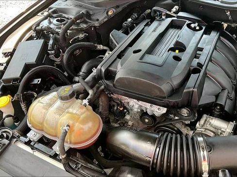 Used 2018 Ford Mustang Premium RWD image 27