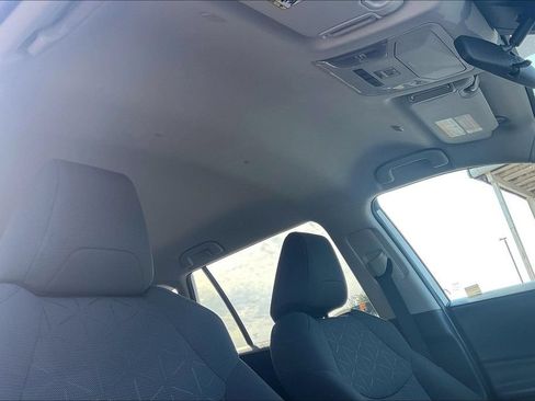Used 2024 Toyota RAV4 XLE FWD image 22