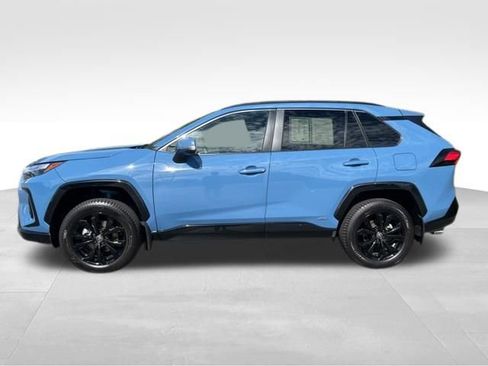 Certified 2024 Toyota RAV4 SE w/ Convenience Package AWD/4WD image 2
