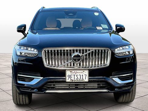 Used 2023 Volvo XC90 T8 Ultimate w/ Lounge Package image 3