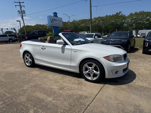 Used 2012 BMW 128i Convertible w/ Premium Pkg RWD image 3