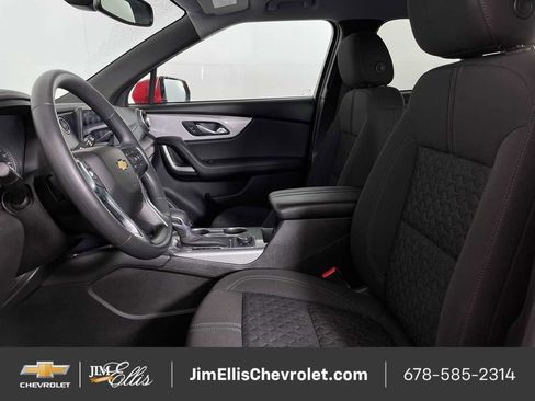 Used 2021 Chevrolet Blazer LT FWD image 18