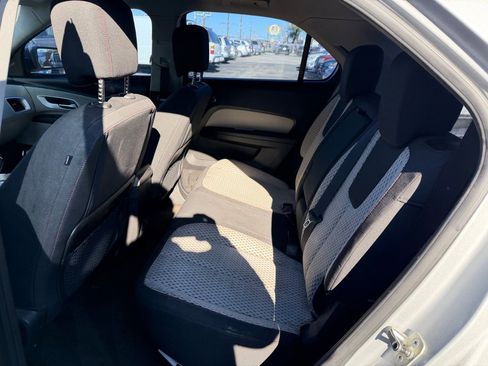 Used 2011 Chevrolet Equinox LS image 19