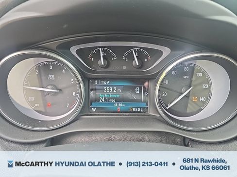 Used 2019 Buick Envision Essence FWD image 8