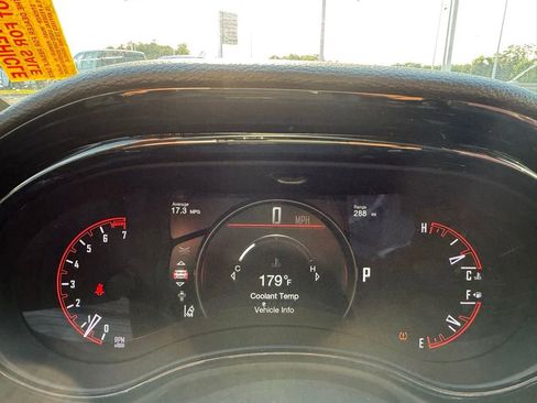 Used 2025 Dodge Durango GT AWD/4WD image 33