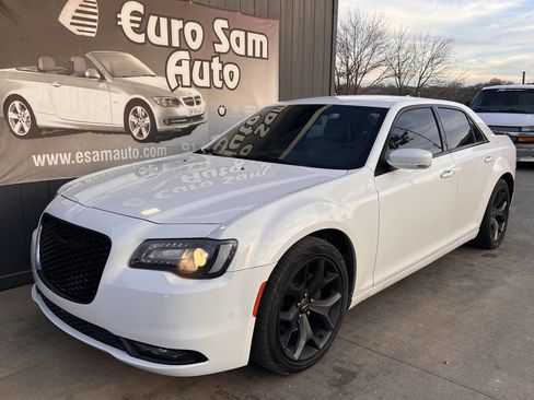 Used 2021 Chrysler 300 S image 1