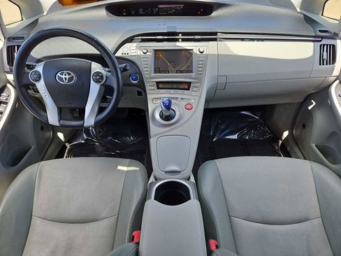 Used 2012 Toyota Prius Four w/ Deluxe Solar Roof Pkg FWD image 15