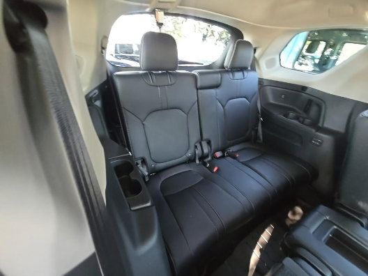 Used 2025 Honda Pilot Elite image 5