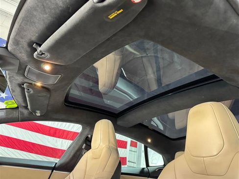 Used 2016 Tesla Model S 90D image 24