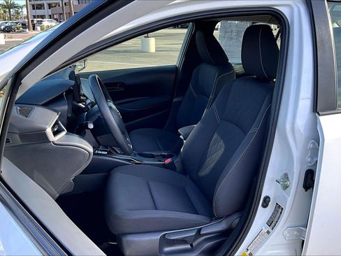 Used 2023 Toyota Corolla LE w/ Carpet Mat Package (TMS) FWD image 7