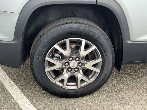 Used 2023 GMC Acadia SLE w/ Driver Convenience Package AWD/4WD image 10