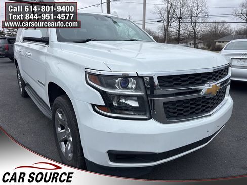 Used 2017 Chevrolet Suburban LT image 9