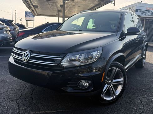Used 2017 Volkswagen Tiguan Sport FWD image 3