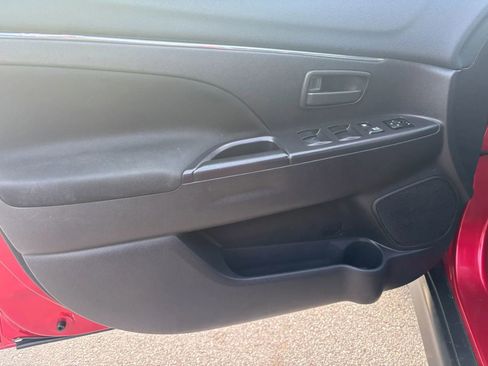 Used 2015 Mitsubishi Outlander Sport ES image 7