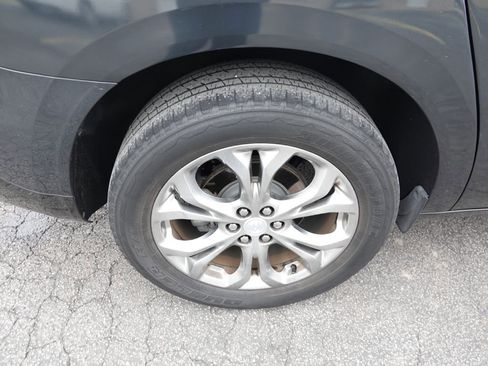 Used 2019 Buick Enclave Avenir image 10