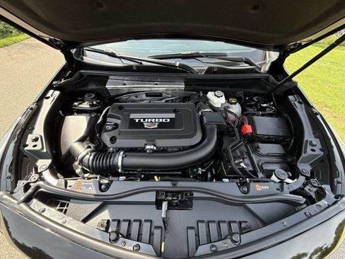 Used 2023 Cadillac XT4 Sport image 25