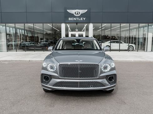 Certified 2022 Bentley Bentayga AWD/4WD image 20