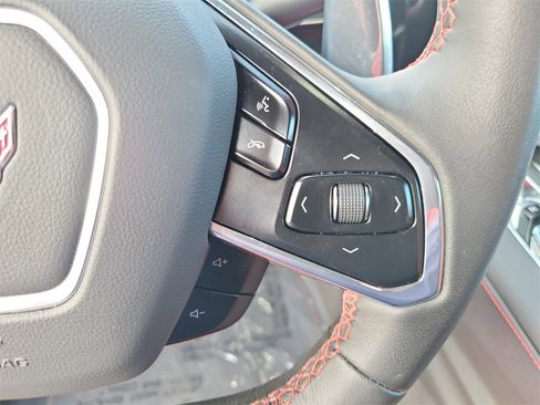 Used 2023 Chevrolet Corvette Stingray Coupe w/ Z51 Performance Package image 25