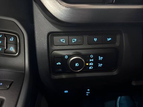 Used 2024 Ford F250 Lariat w/ Lariat Ultimate Package AWD/4WD image 22