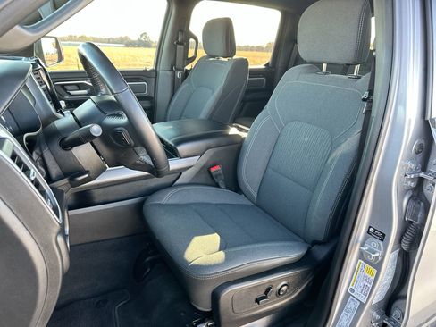 Used 2022 RAM 1500 Big Horn image 11