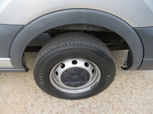 Used 2015 Ford Transit 350 XL RWD image 10