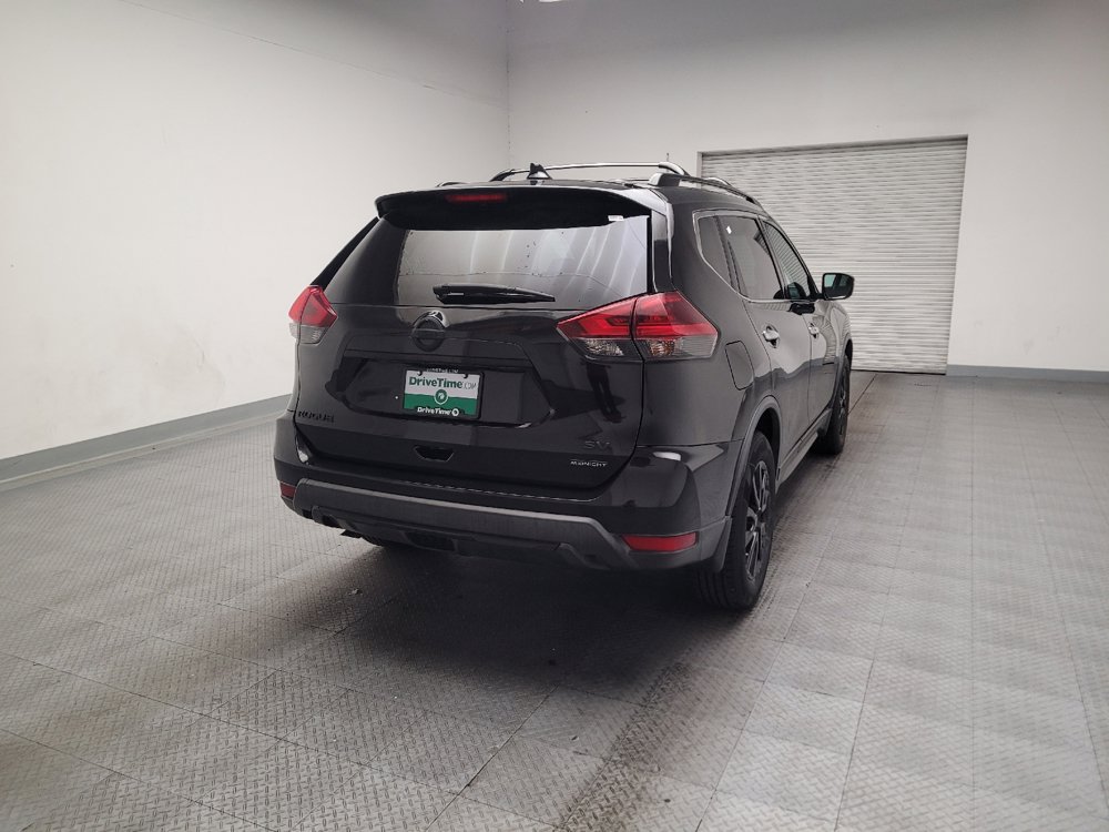 Used 2018 Nissan Rogue SV FWD image 7