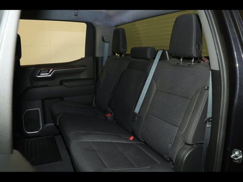 Used 2023 Chevrolet Silverado 1500 LT image 31