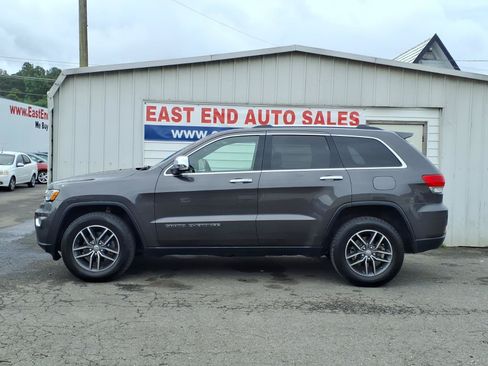 Used 2017 Jeep Grand Cherokee Limited AWD/4WD image 2