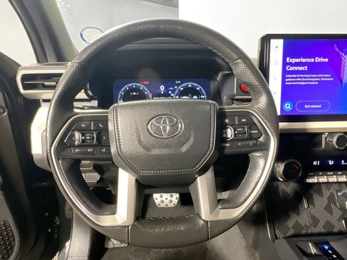 Used 2024 Toyota Tacoma TRD Sport image 17